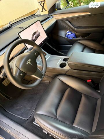 טסלה מודל 3