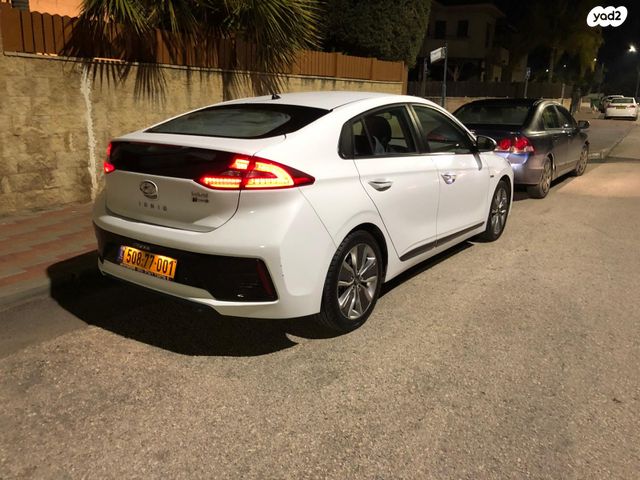 יונדאי איוניק