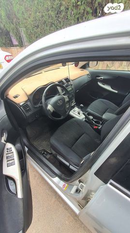 טויוטה קורולה