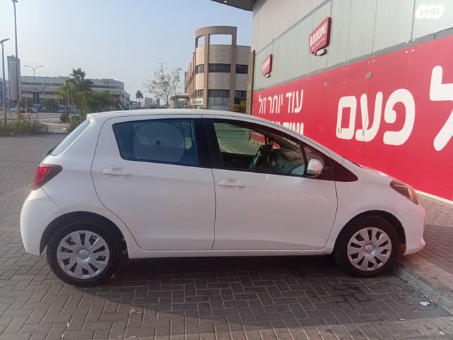 מודעת רכב טויוטה יאריס