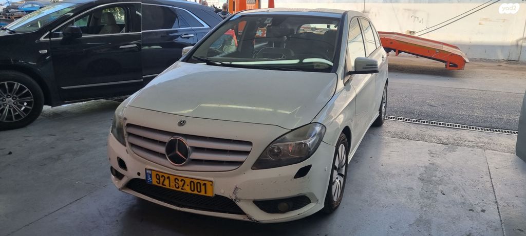 מודעת רכב מרצדס-בנץ B-class