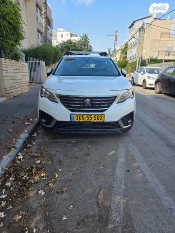 פיג'ו 5008