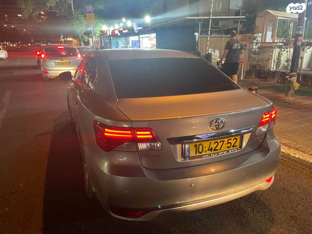 מודעת רכב טויוטה אוונסיס
