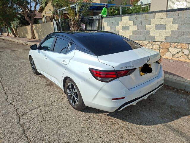 ניסאן סנטרה