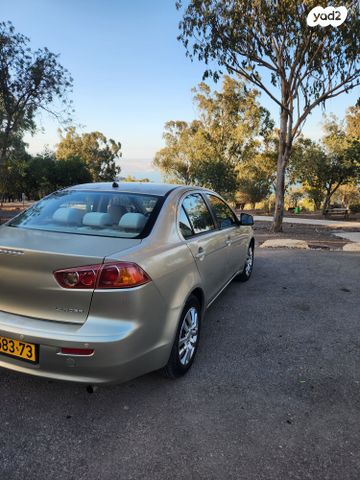 מיצובישי לנסר