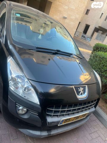 פיג'ו 3008
