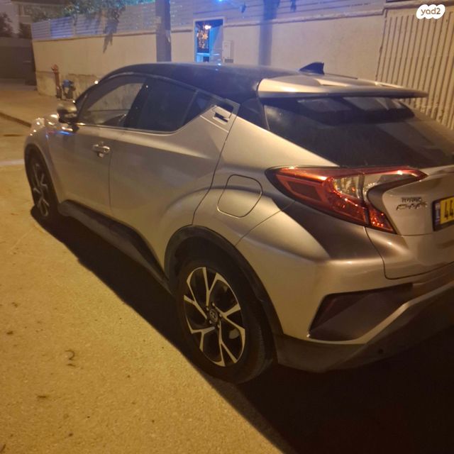 טויוטה C-HR