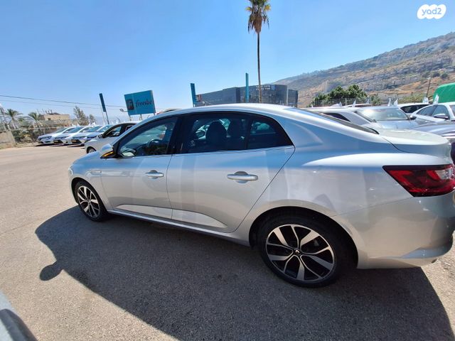 מודעת רכב רנו מגאן