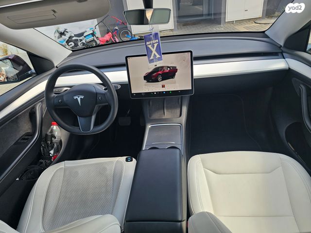 טסלה מודל Y