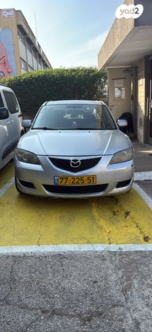 מודעת רכב מאזדה 3