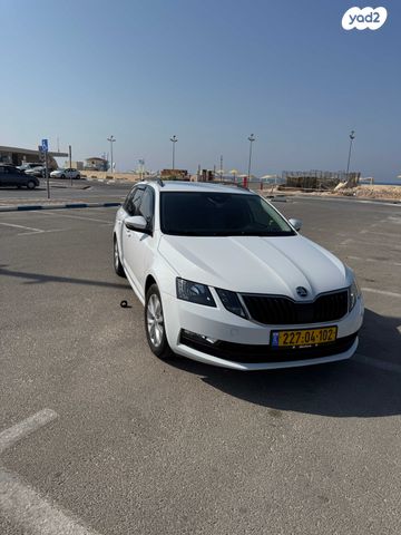 סקודה אוקטביה 