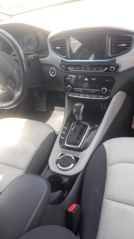 יונדאי איוניק