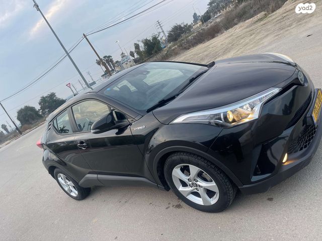 טויוטה C-HR