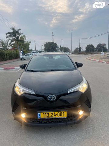 טויוטה C-HR