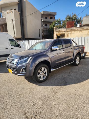 איסוזו די-מקס