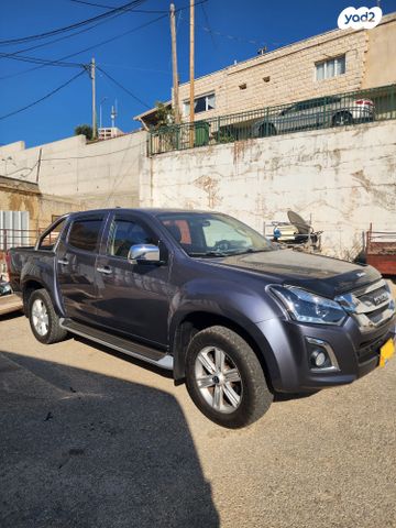 איסוזו די-מקס