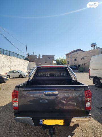 איסוזו די-מקס