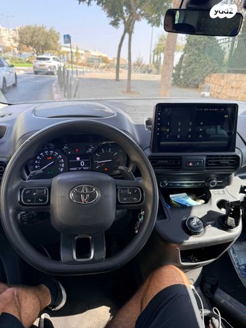 טויוטה פרואייס סיטי