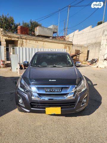 איסוזו די-מקס