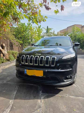 מודעת רכב ג'יפ צ'ירוקי