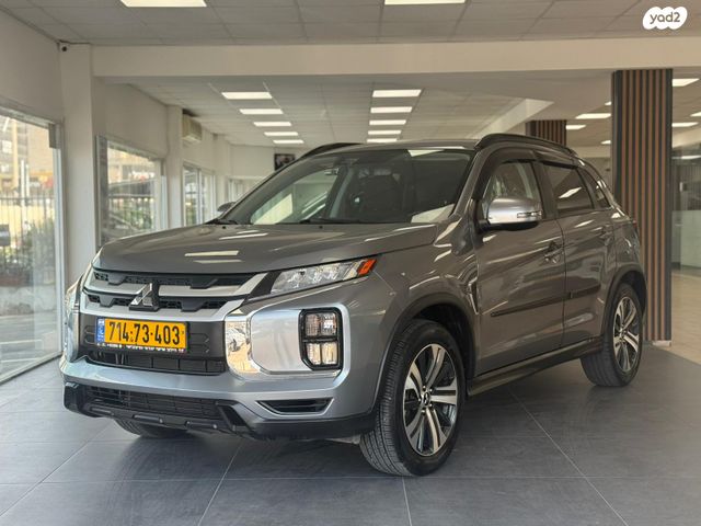 מודעת רכב מיצובישי ASX