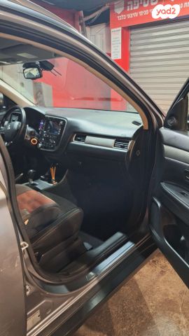 מודעת רכב מיצובישי אאוטלנדר