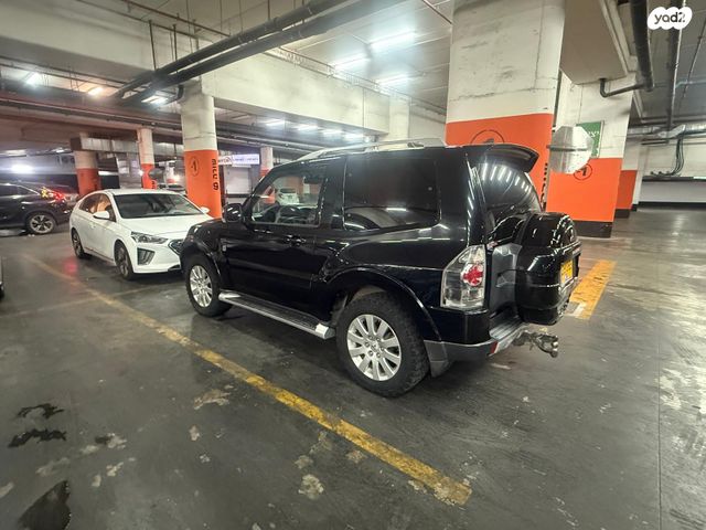 מיצובישי פג'רו