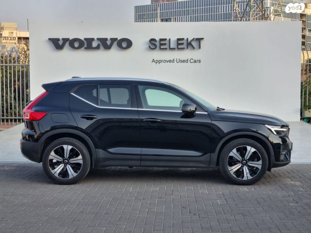 וולוו XC40