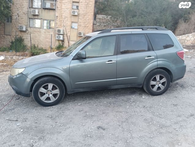 סובארו פורסטר