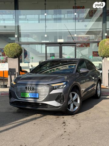 מודעת רכב אאודי Q4 e-tron