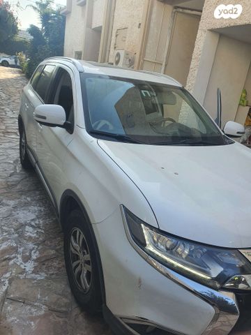 מיצובישי אאוטלנדר