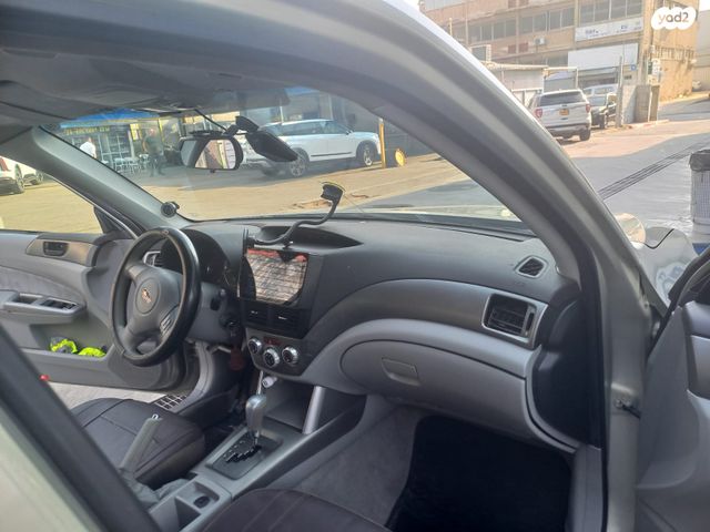 מודעת רכב סובארו פורסטר