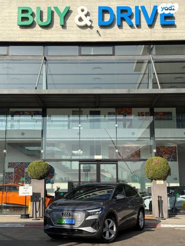 אאודי Q4 e-tron