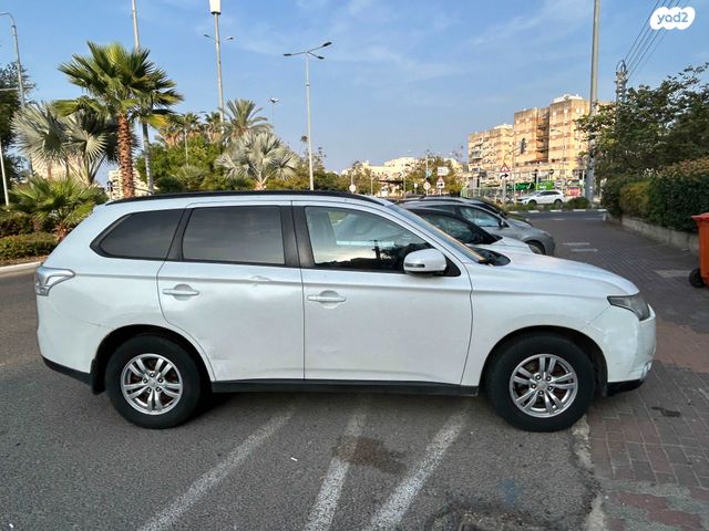 מודעת רכב מיצובישי אאוטלנדר