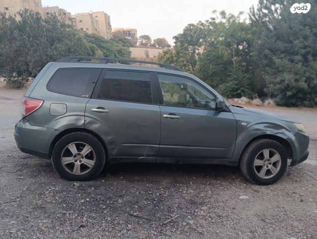 סובארו פורסטר