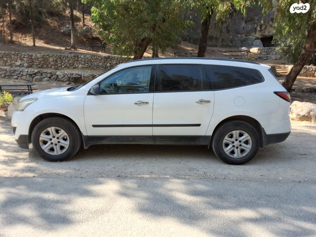 שברולט טראוורס