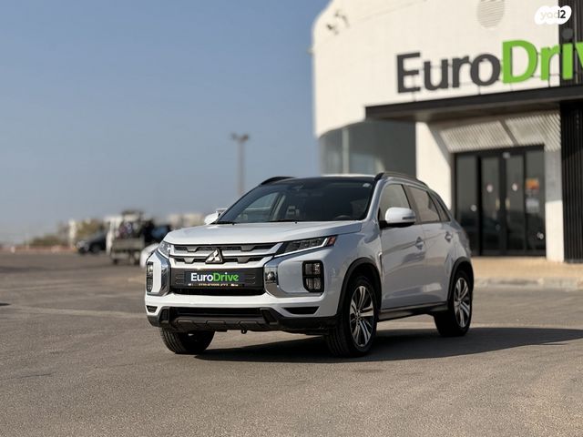 מודעת רכב מיצובישי ASX