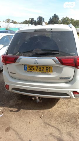 מודעת רכב מיצובישי אאוטלנדר