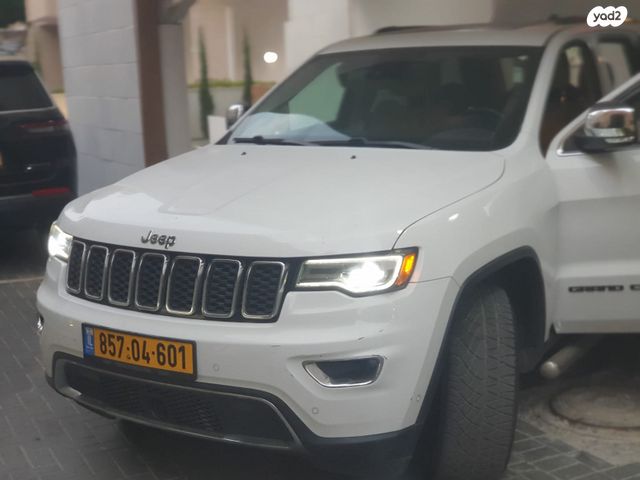 מודעת רכב ג'יפ גרנד צ'ירוקי