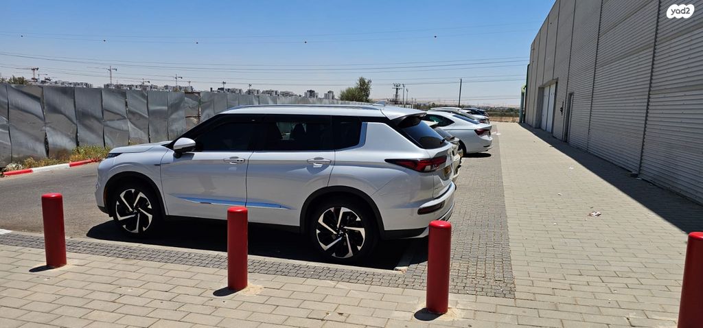 מודעת רכב מיצובישי אאוטלנדר