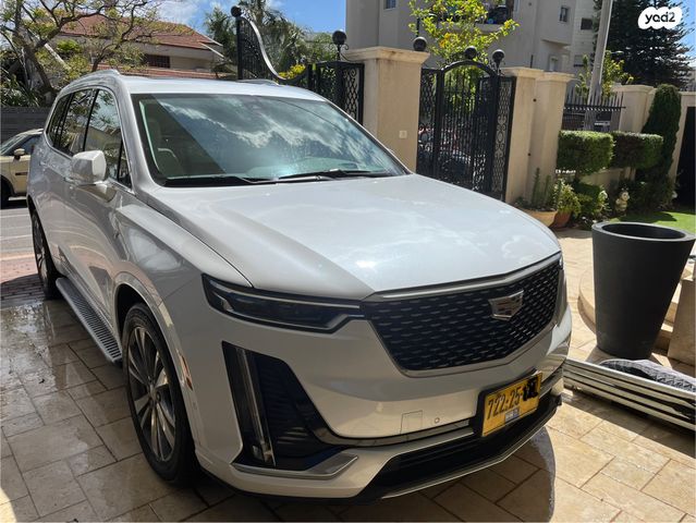 מודעת רכב קאדילק XT6