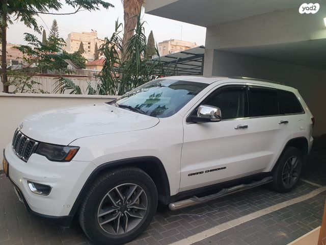 ג'יפ גרנד צ'ירוקי