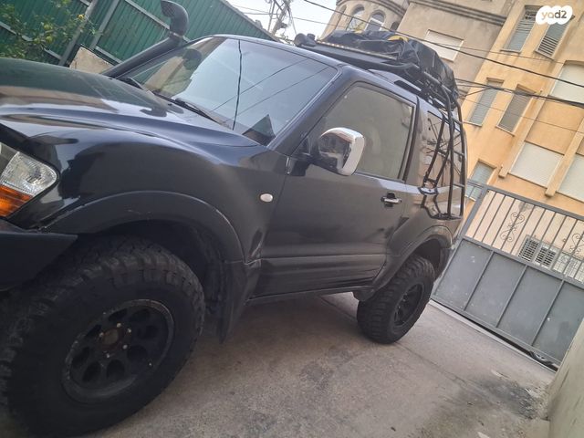 מיצובישי פג'רו