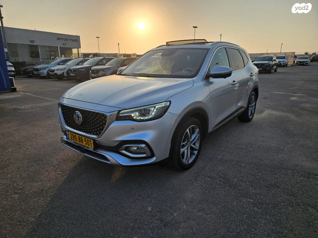 מודעת רכב אם ג'י EHS PHEV