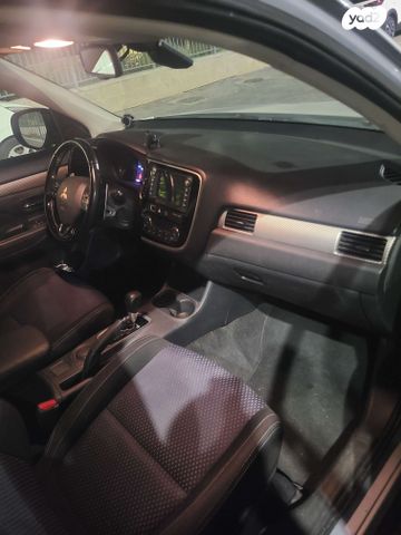 מיצובישי אאוטלנדר