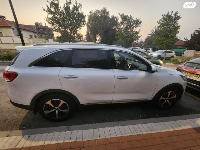 מודעת רכב קיה סורנטו