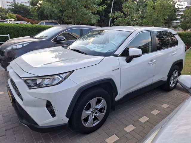 מודעת רכב טויוטה RAV4