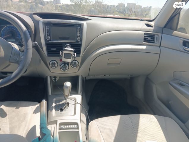 סובארו פורסטר