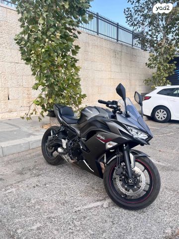 קאוואסאקי נינג'ה 650