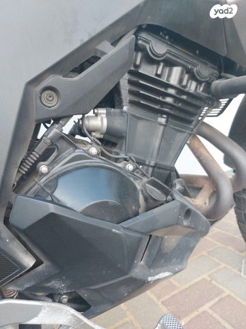 קאוואסאקי Versys-X 300